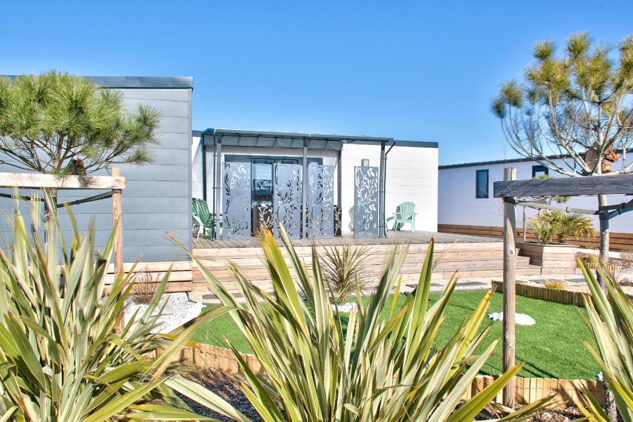 Joli Chalet Pour 6 - Domaine Avec Piscine Bretignolles-sur-Mer Exterior photo